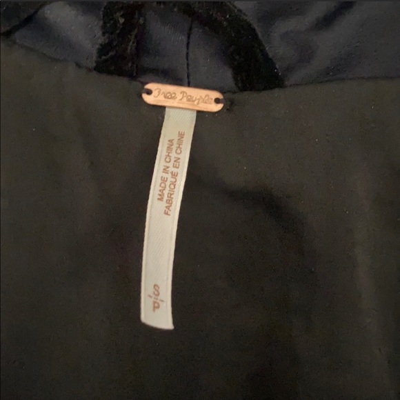 Free People  |  Black Velvet Blazer - Picture 6 of 6